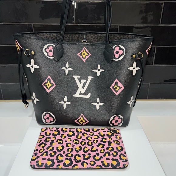 Louis Vuitton Handbags - Louis Vuitton Wild at Heart Neverfull MM